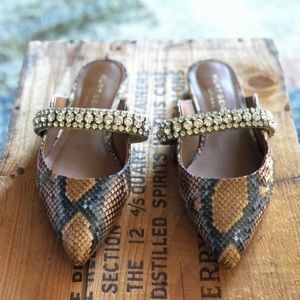 Kurt Geiger London Flat Mules Snake Size 7 / EU 37